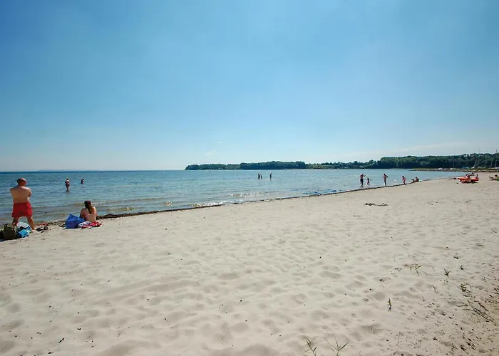 Three-bedroom In Holiday home